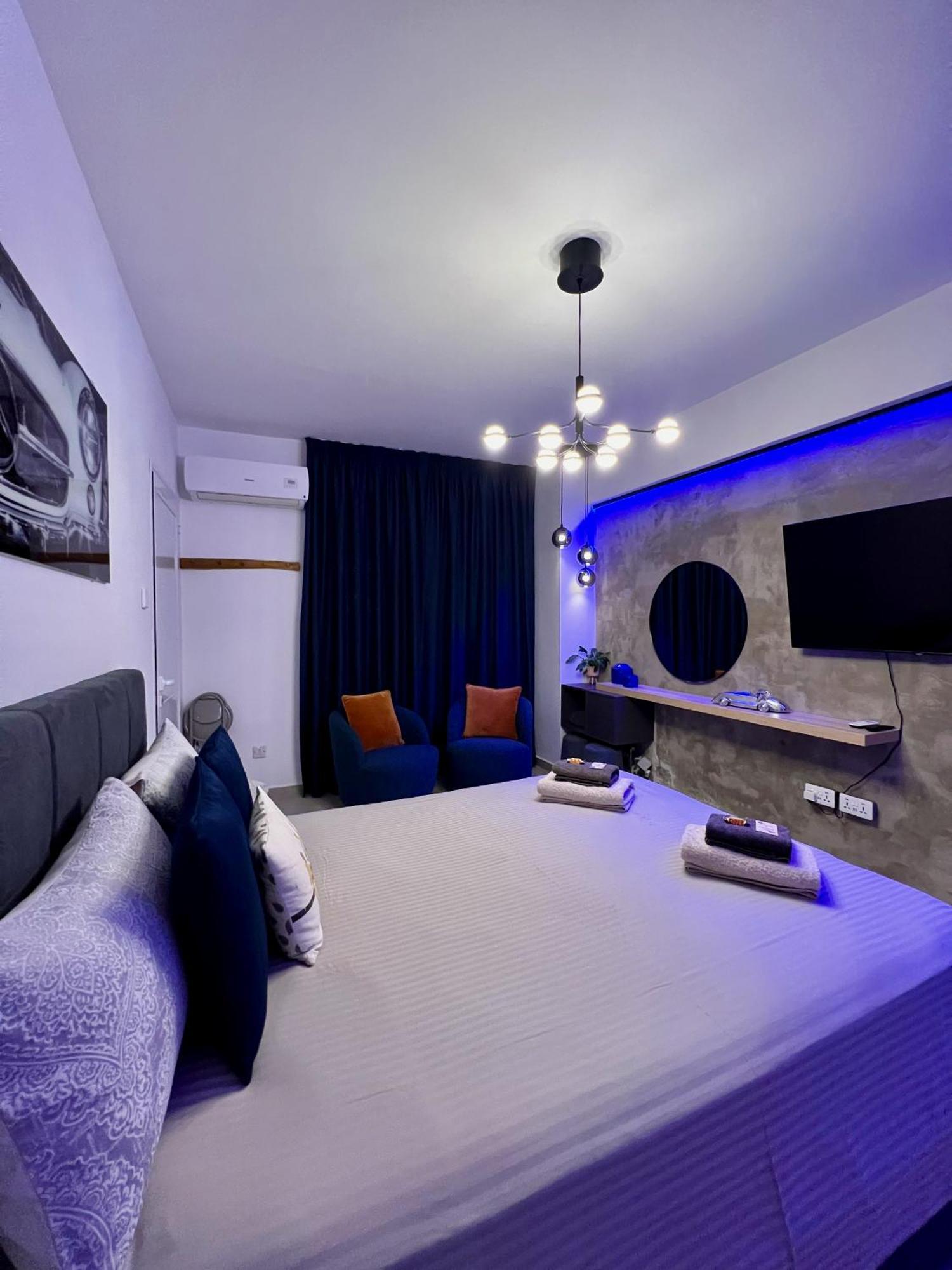 Fat Cow Apartments لارنكا المظهر الخارجي الصورة