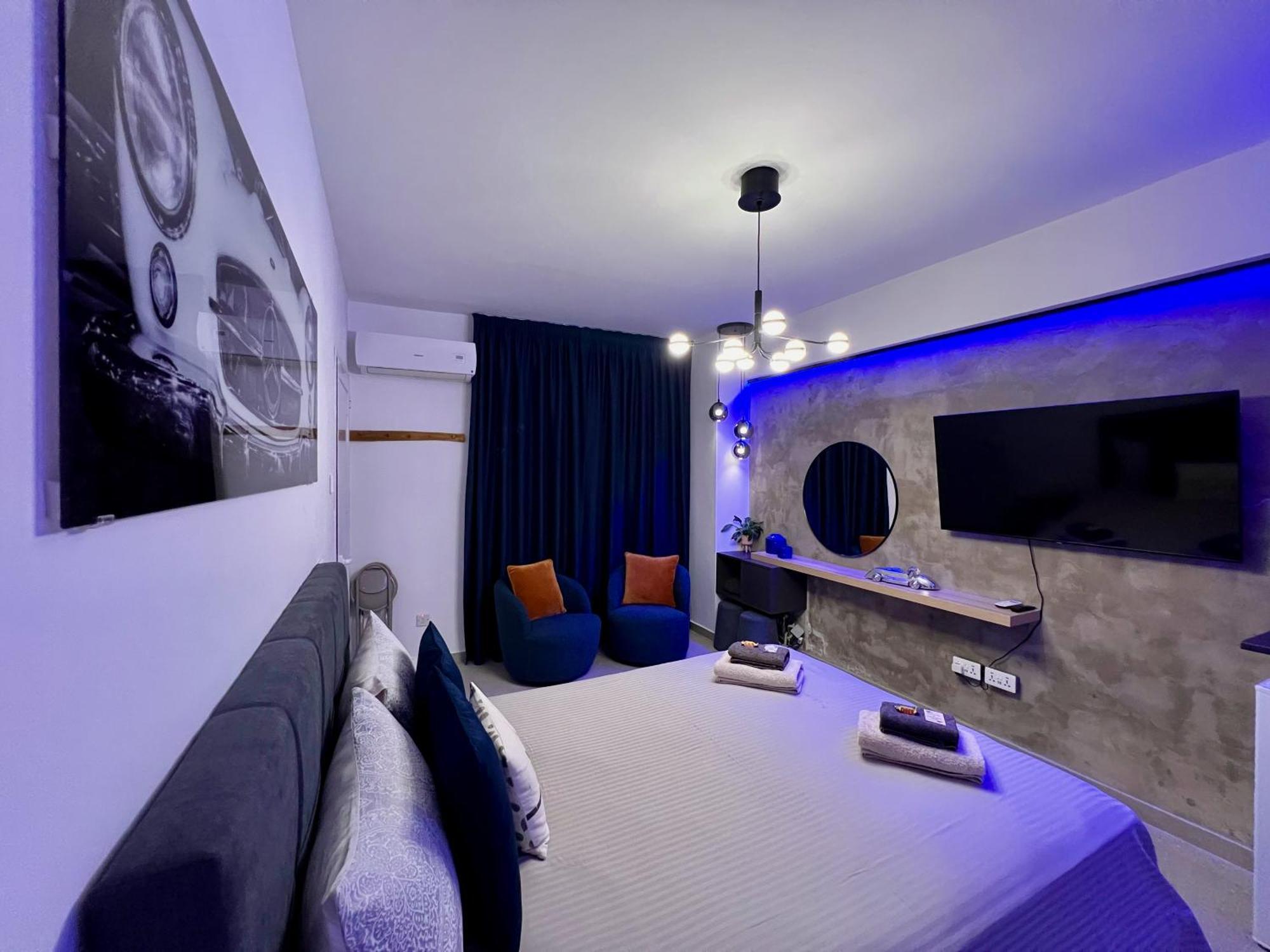 Fat Cow Apartments لارنكا المظهر الخارجي الصورة